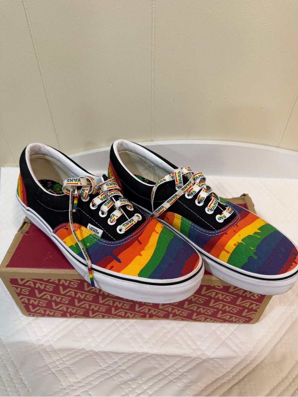 Vans Rainbow Drip Low-Top Sneakers - Black/Multi